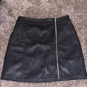 Express Vegan Leather Mini skirt